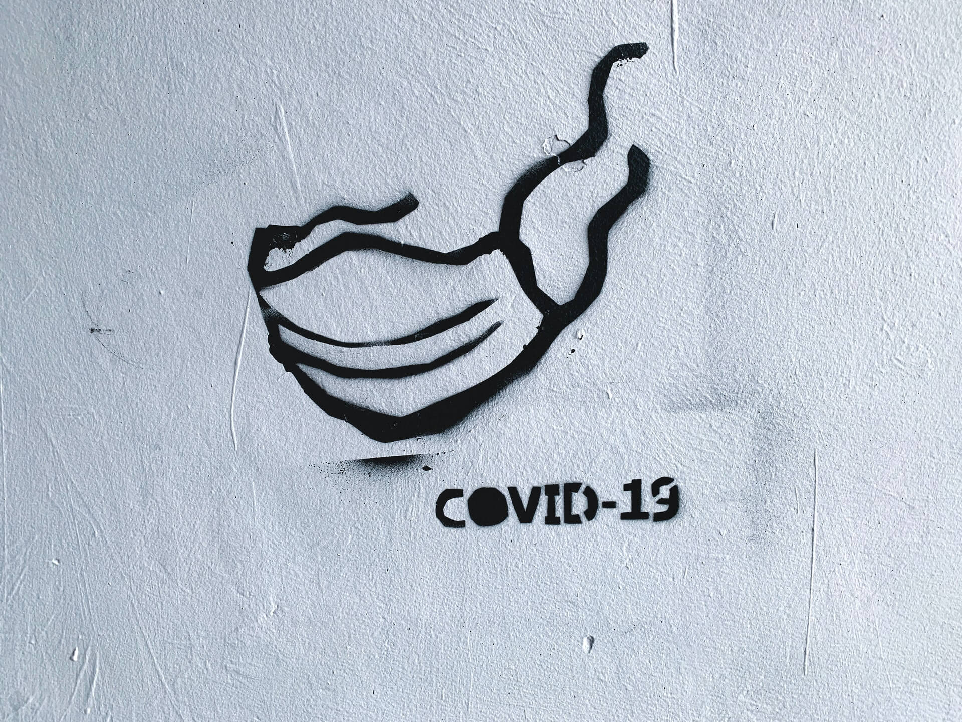 Face mask Covid-19 graffiti